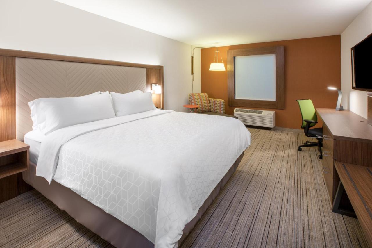 Holiday Inn Express & Suites - Stafford Nw - Sugar Land By Ihg Buitenkant foto