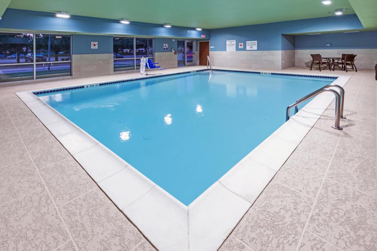 Holiday Inn Express & Suites - Stafford Nw - Sugar Land By Ihg Buitenkant foto