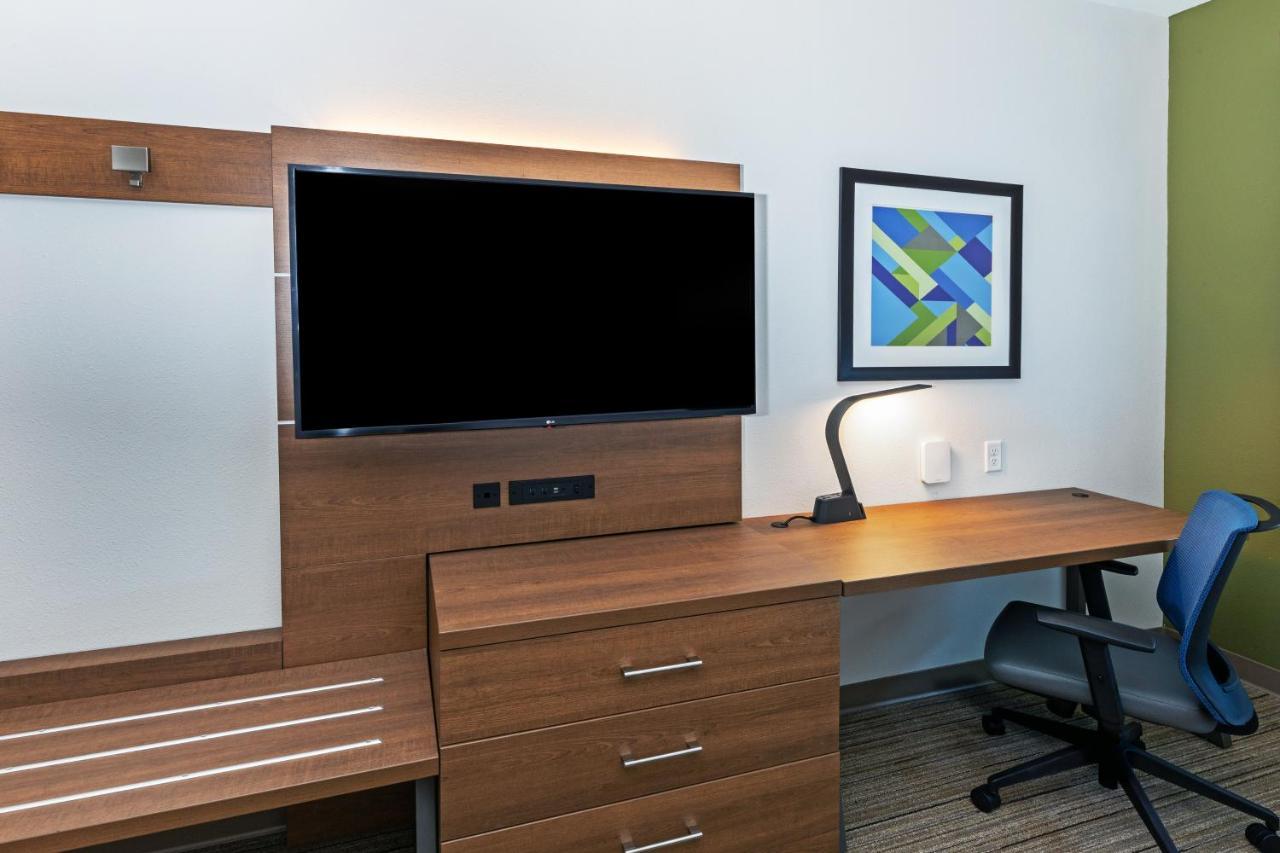 Holiday Inn Express & Suites - Stafford Nw - Sugar Land By Ihg Buitenkant foto
