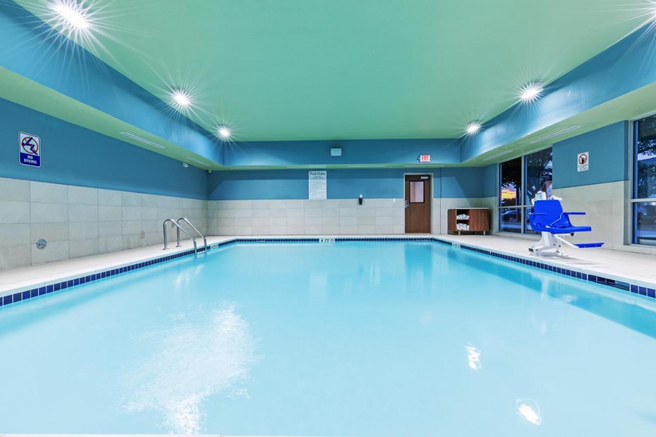 Holiday Inn Express & Suites - Stafford Nw - Sugar Land By Ihg Buitenkant foto