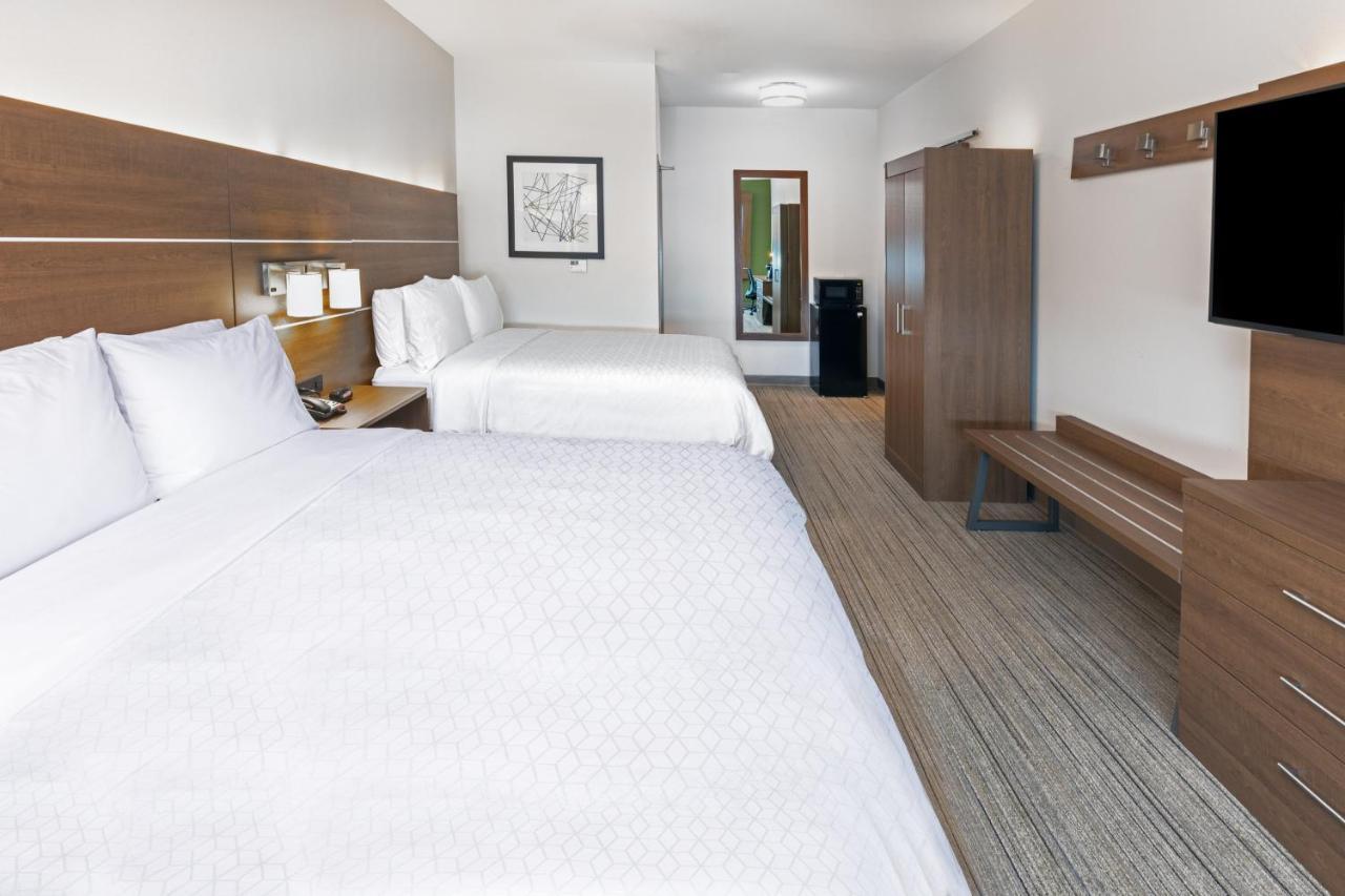 Holiday Inn Express & Suites - Stafford Nw - Sugar Land By Ihg Buitenkant foto
